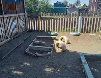 Жители бийского Заречья пожаловались в Сети на разрушающийся детский сад из «советского прошлого»