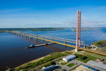 На сургутском мосту через Обь появилось 146 датчиков слежения