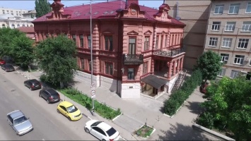 В Саратове "золотую квартиру" минкульта продают за 240 миллионов рублей