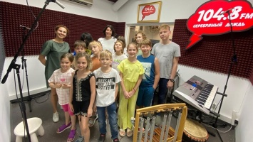 "Усадьба-kids" устроили концерт в эфире саратовской радиостанции