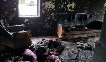 На Алтае трое оставленных без присмотра детей погибли при пожаре в частном доме