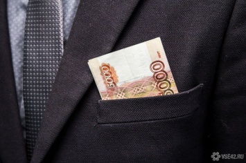 Госдума приняла закон об ужесточении требований к банкам при кредитовании россиян