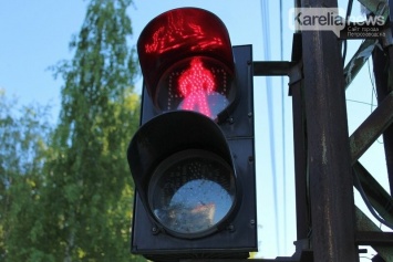 Петрозаводчан предупредили об отключениях городского светофора в июне и июле