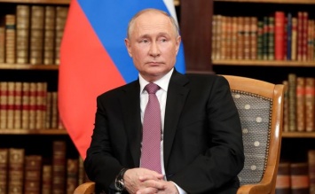 Путин объявил о возвращении послов России и США к работе