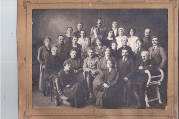Уникальнейшие фотографии и истории учителей, работавших на Алтае в годы войны