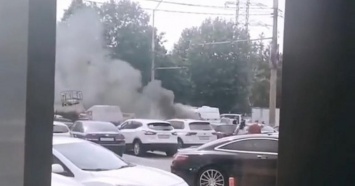 Автомобиль скорой помощи загорелся в Краснодаре