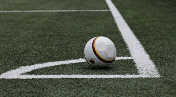Футболист умер от остановки сердца во время матча в Москве
