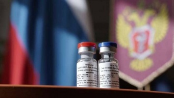 4,5 тысячи человек ежесуточно вакцинируются в Алтайском крае