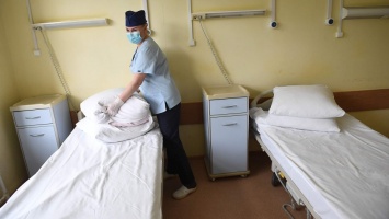 Минздрав просят не запрещать плановую госпитализацию невакцинированных пациентов