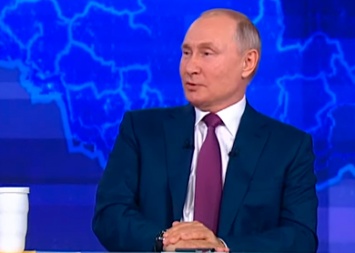 Президент России рассказал, какой вакциной от ковида привился