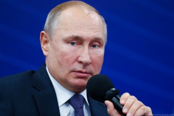 Власти РФ хотят назначить каждому региону курирующего вице-премьера