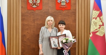 Вице-губернатор Анна Минькова поздравила службу занятости Краснодарского края с 30-летием