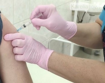 В нескольких прививочных пунктах Петрозаводска закончилась вакцина от коронавируса