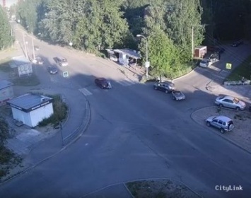 В Петрозаводске на пешеходном переходе насмерть сбили человека