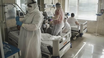 В Нижневартовске затопило ковидный госпиталь