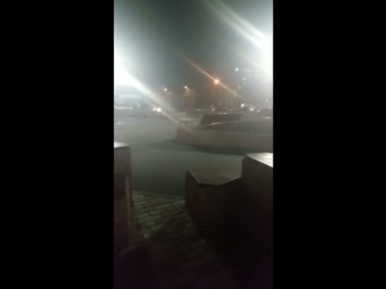 Полиция занялась розыском катавшихся по кемеровскому фонтану автомобилистов