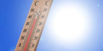 Врач рассказала россиянам о негативном влиянии жары на переболевших COVID-19 людей