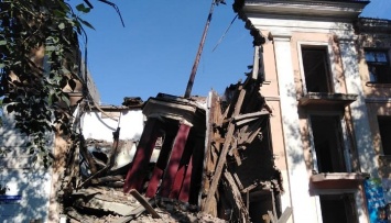 В Рубцовске частично обрушился Дом под шпилем