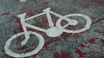 Энгельсский школьник "увел" два велосипеда из дома в Мирном переулке