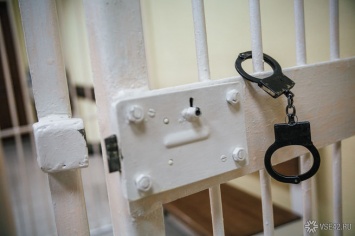 Похитители имущества из мебельного цеха в Кузбассе пойдут под суд