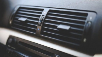 Почему спасаться от жары в машине с кондиционером смертельно опасно