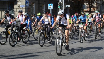 Велосипедисты перекроют движение в центре Саратова. Автобусы пойдут в объезд