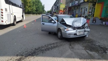 В Бийске серьезно пострадала женщина из-за отказа тормозов у автобуса