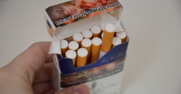 Госдума РФ поддержала законопроект о приравнивании вейпов к обычным сигаретам