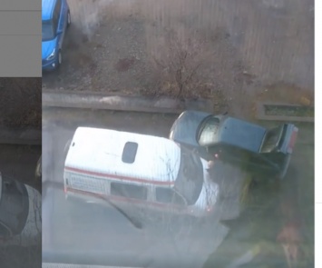 Мужчина напал на машину "скорой помощи" в Иваново