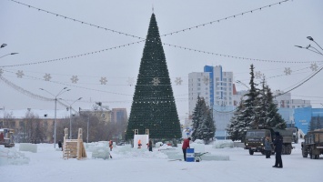 В Барнауле площадь Сахарова почти готова к празднованию Нового года