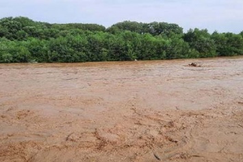 В Отрадненском районе Кубани вода зашла на придомовые территории