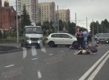Соцсети: мотоциклист пострадал в ДТП с иномаркой в Кемерове