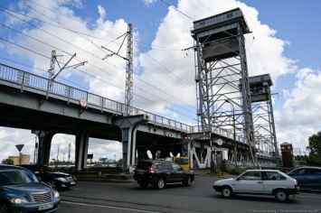 Под Двухъярусным мостом в Калининграде устроят «Живую набережную»