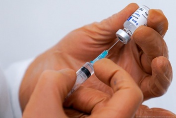 В областном правительстве заявили об отсутствии дефицита вакцины от коронавируса