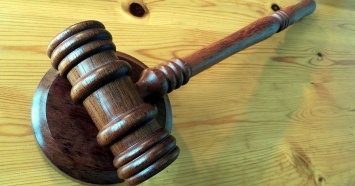 Суд в Сочи отправил в колонию блогера и юриста за вымогательство