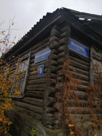 В ветхом «бараке» теснятся жители ульяновского села