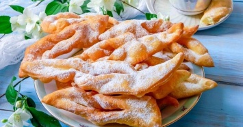 Пирожки, пышки, оладьи: в «Атамани» открылась неделя казачьей выпечки