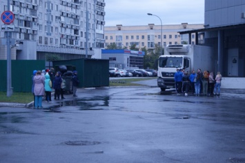Посетители торговых центров в Новокузнецке эвакуировались из-за "землетрясения"