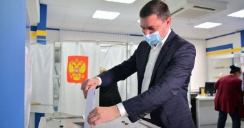 Мэр Краснодара проголосовал на выборах в Госдуму