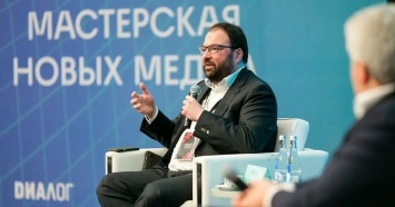 Не верит в сайты и читает «Телеграм»: Максут Шадаев рассказал, каким должно быть идеальное современное медиа