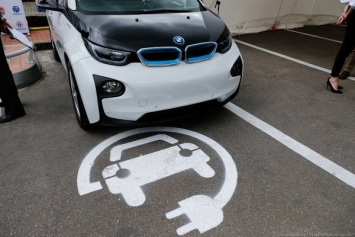 Глава Минпромторга: «Автотор» планирует выпустить первую партию электромобилей в 2023 году