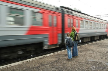 Расписание пригородных поездов изменится в Кузбассе на пять дней