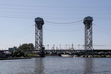Горвласти рассказали, почему строительство дублера двухъярусного моста еще не началось