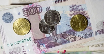 Счетная палата предложила ежегодно выплачивать к школе 20 тыс. рублей
