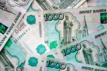 Счетная палата предложила ежегодно выплачивать 20 тыс. рублей родителям школьников