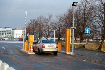 Стоимость автостоянки в аэропорту «Храброво» подорожала на 100 рублей в час