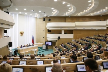 Юрий Бурлачко принял участие в слушаниях Совета Федерации