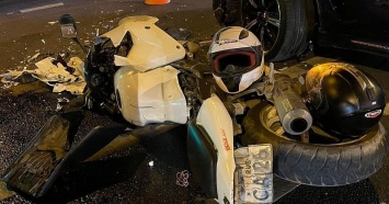 Проехал на красный: мотоциклист без прав устроил жесткое ДТП в центре Краснодара