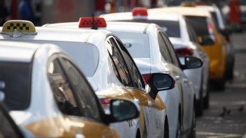 С непогашенной судимостью могут запретить работать в такси