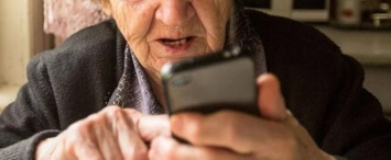 72-летняя пенсионерка украла смартфон в магазине